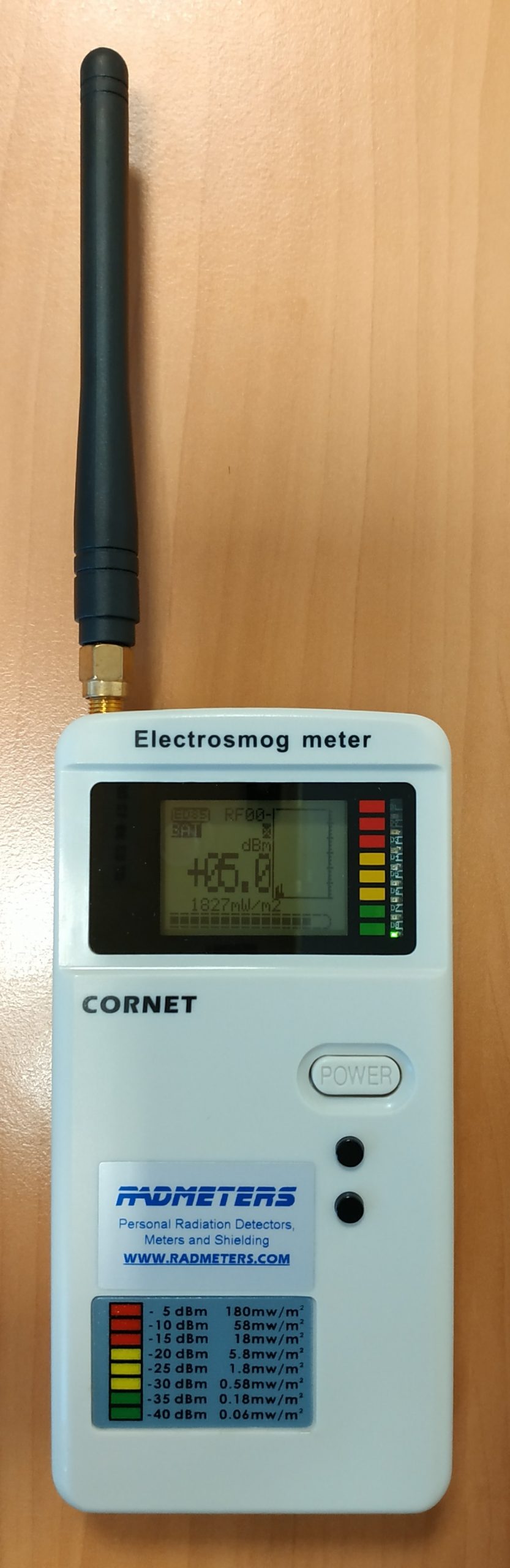 Détecteur de rayonnement électromagnétique